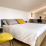 Alfea Deluxe Loft & Rooms